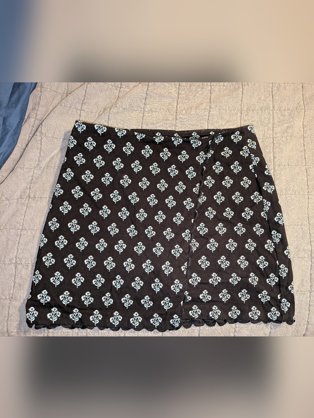 crown & ivy Black Mini Skort